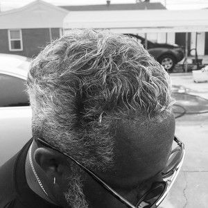 Meet your Posher, Mark